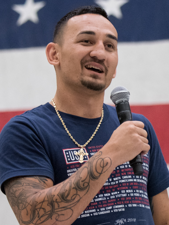 Max Holloway — Chairman of the Joint Chiefs of Staff, Wikimedia Commons (domaine public)